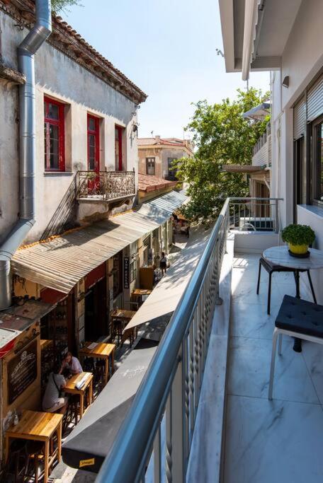 Apartament Plaka Rafaela Elegant Urban Retreat In Athens Historic Heart Zewnętrze zdjęcie